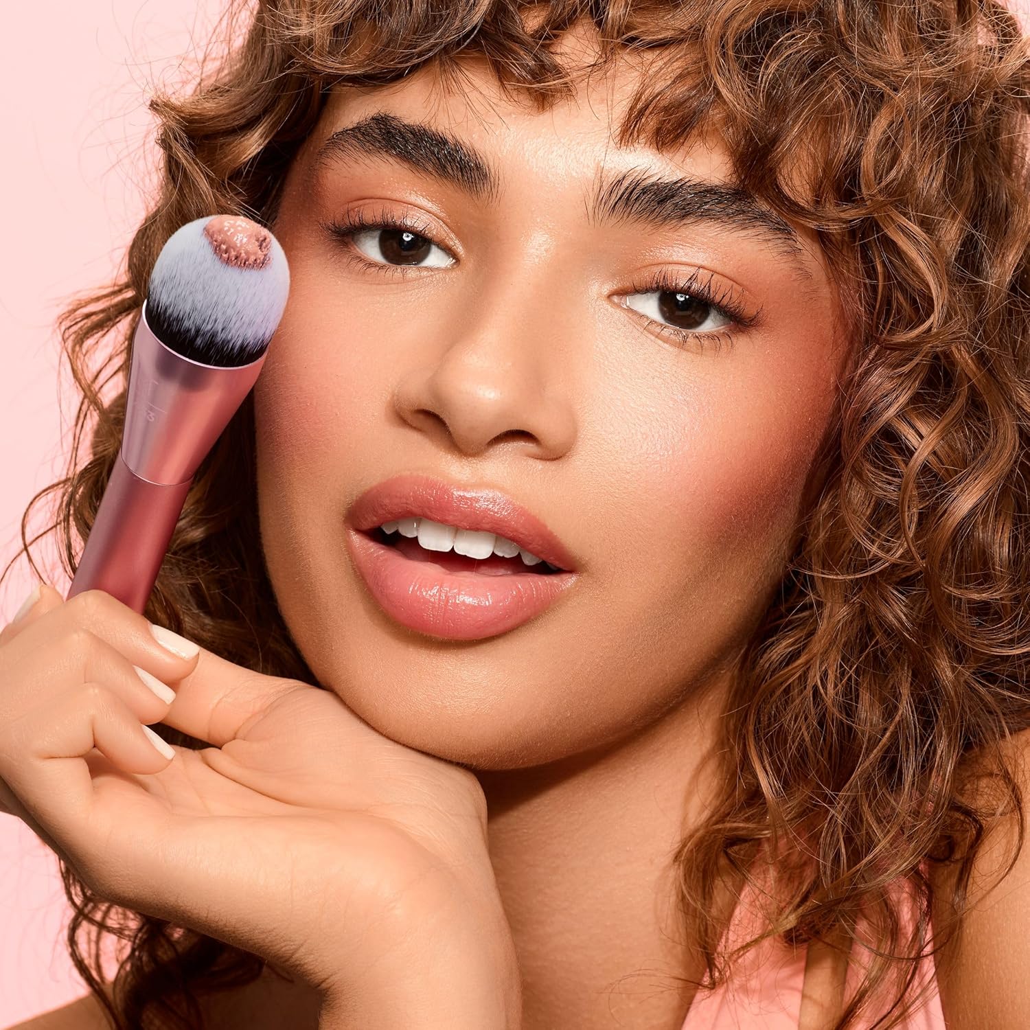 Real Techniques Power Pigment Blush Makeup Brush, Cheek Brush For Liquid & Cream Blush