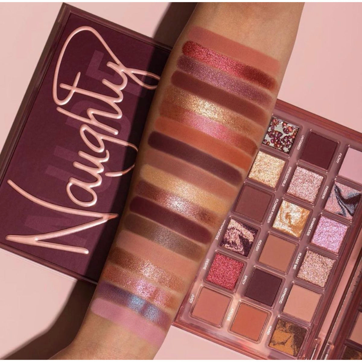 HUDA BEAUTY - naughty eyeshadow palette