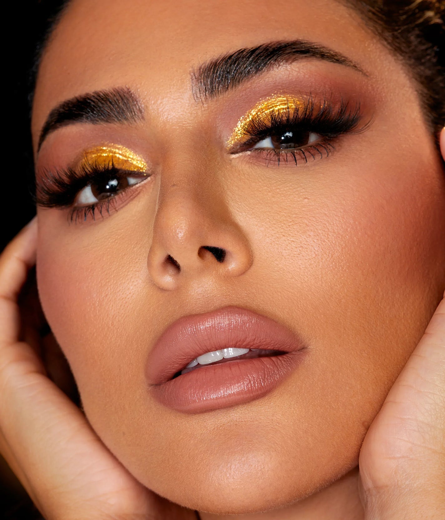 HUDA BEAUTY - EMPOWERED EYESHADOW PALETTE