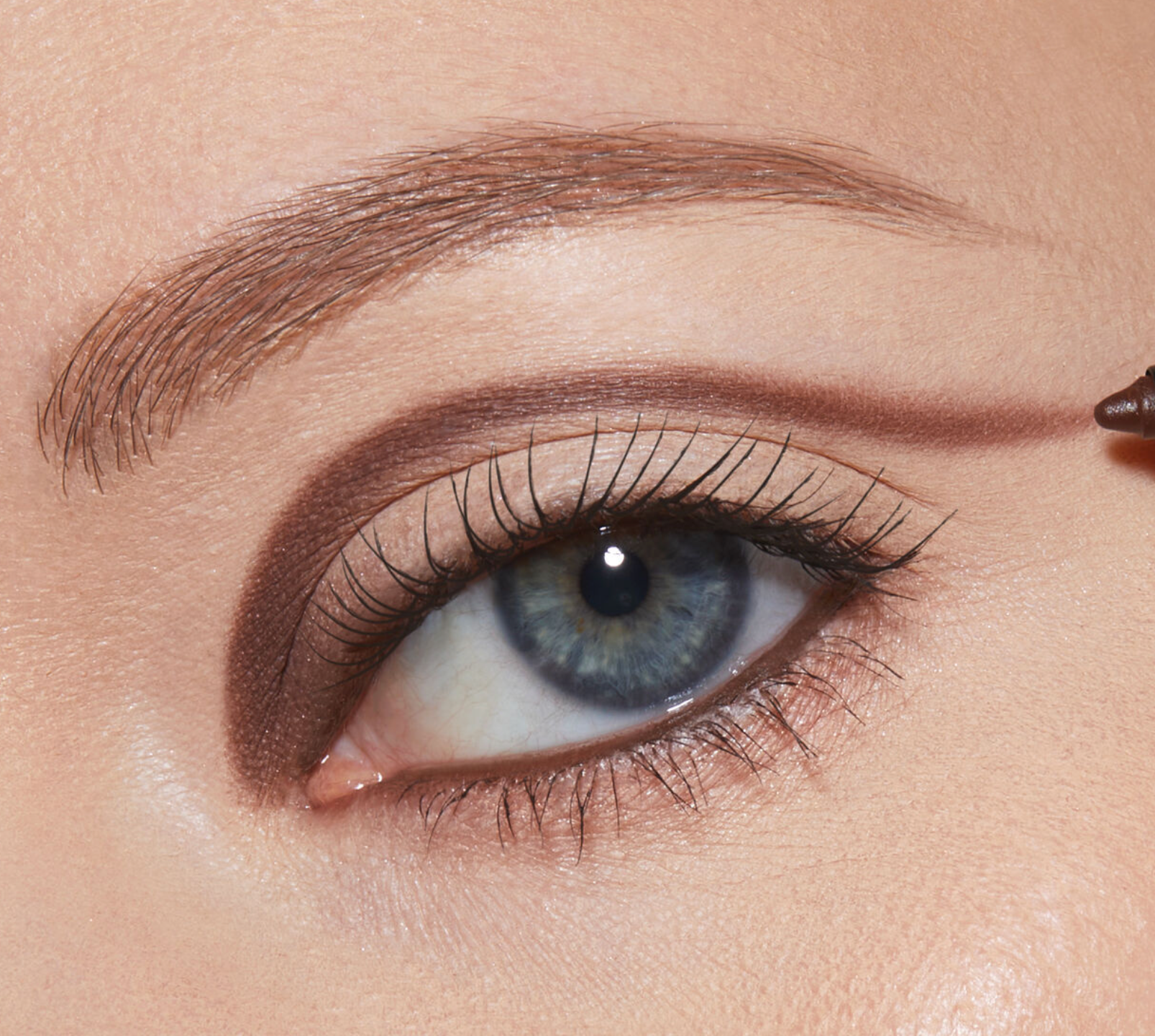 HUDA BEAUTY - Creamy Kohl Longwear Eye Pencil
